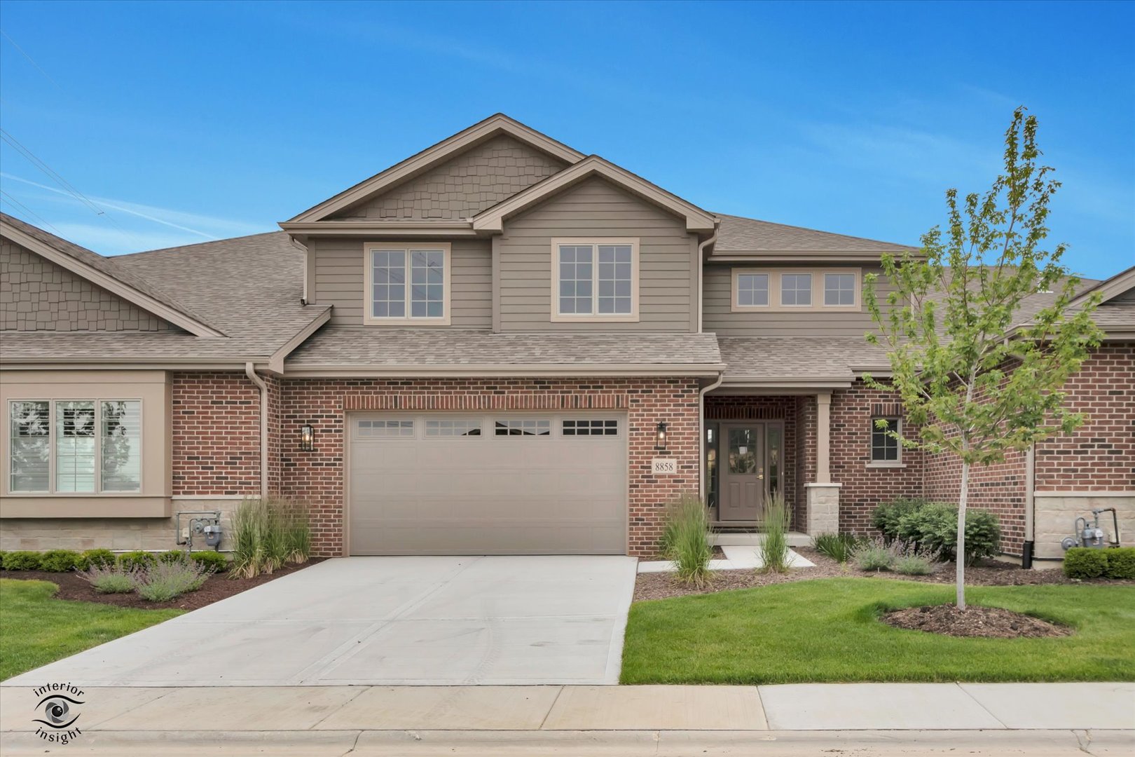 8858 Buffington Breakwater Drive Property Photo 1