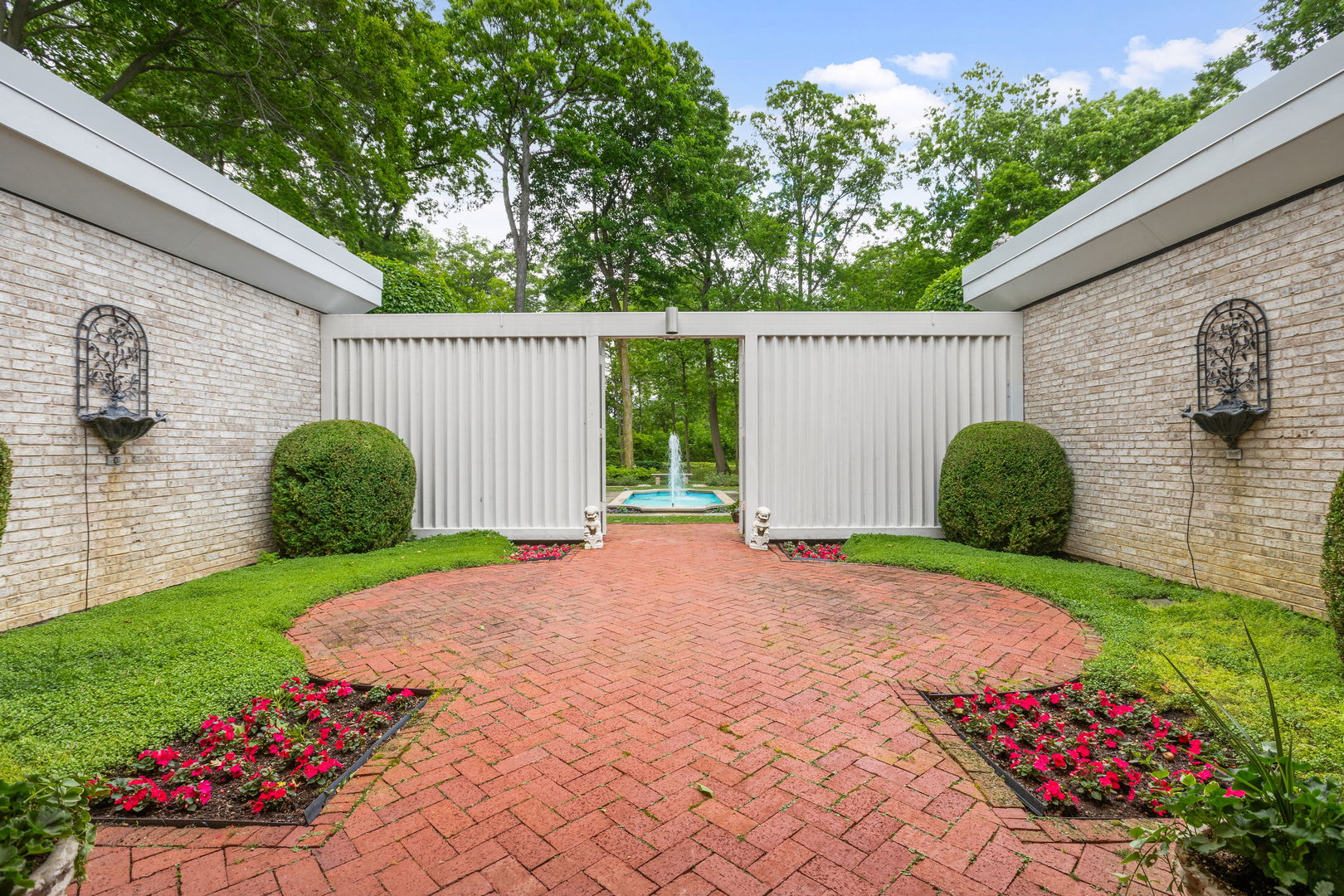 240 Shore Acres Circle Property Photo 6