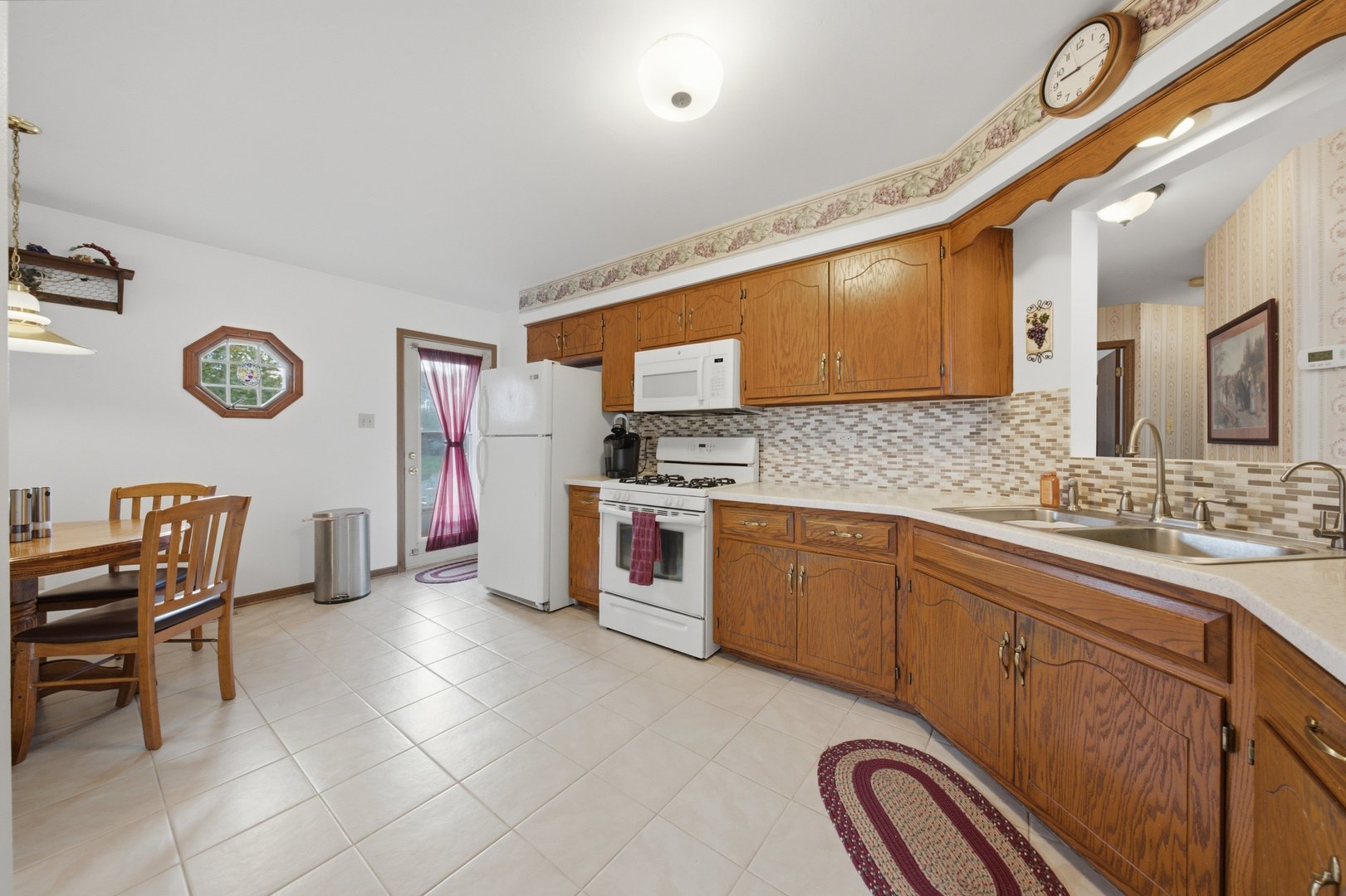 6448 Peyla Lane Property Photo 7