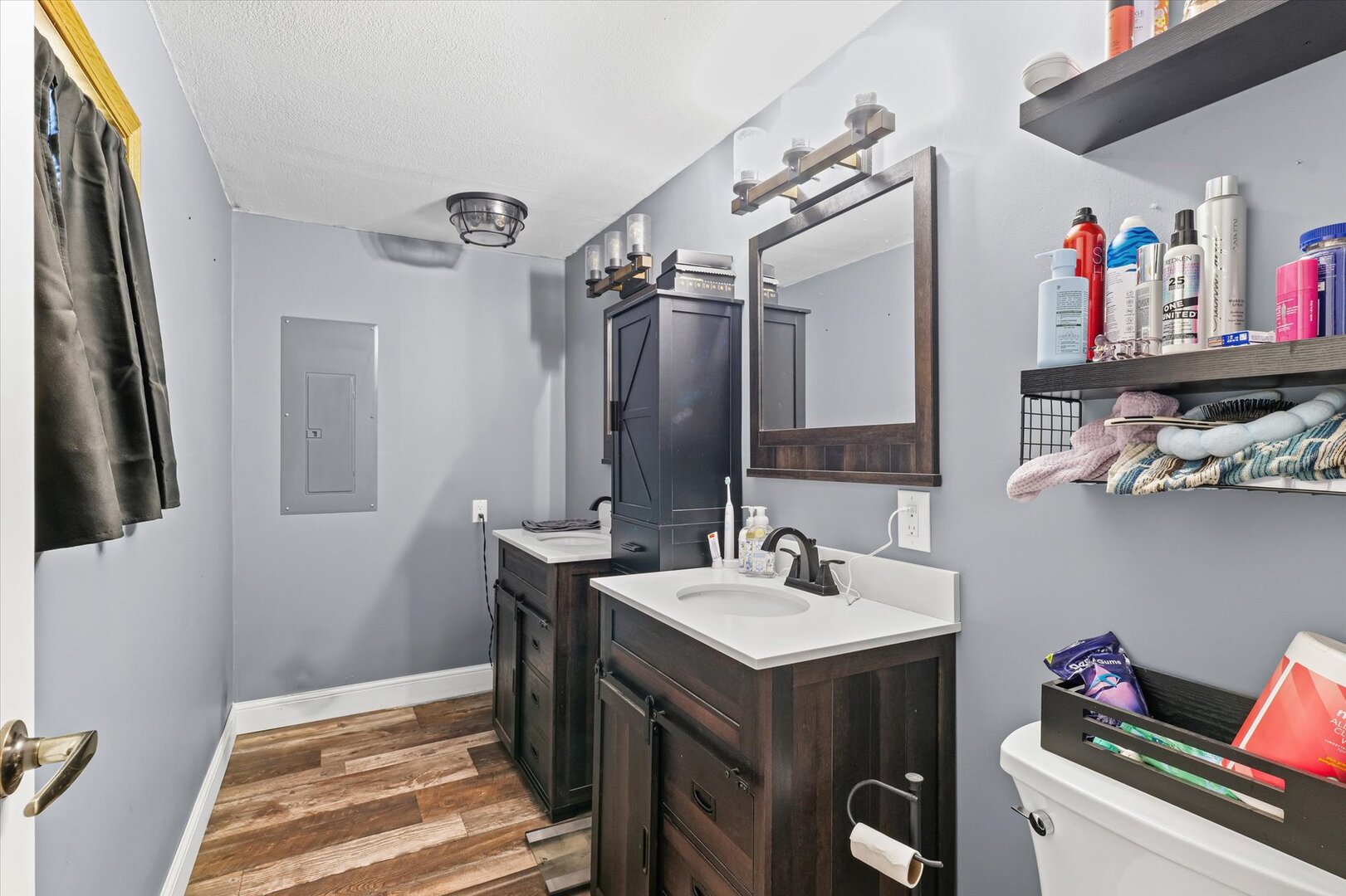 1095 Eastview Drive Property Photo 14