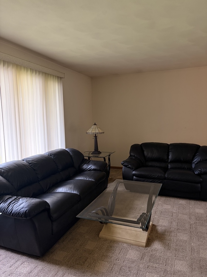 2215 Wheatland Terrace Property Photo 3
