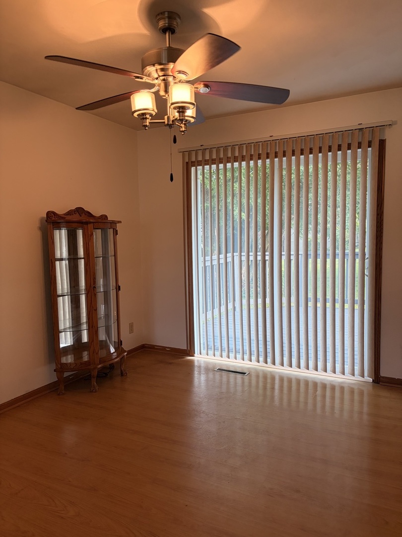 2215 Wheatland Terrace Property Photo 8