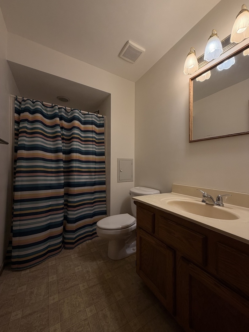 2215 Wheatland Terrace Property Photo 12