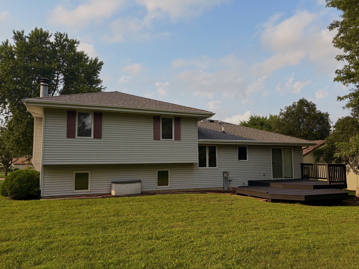 2215 Wheatland Terrace Property Photo 24