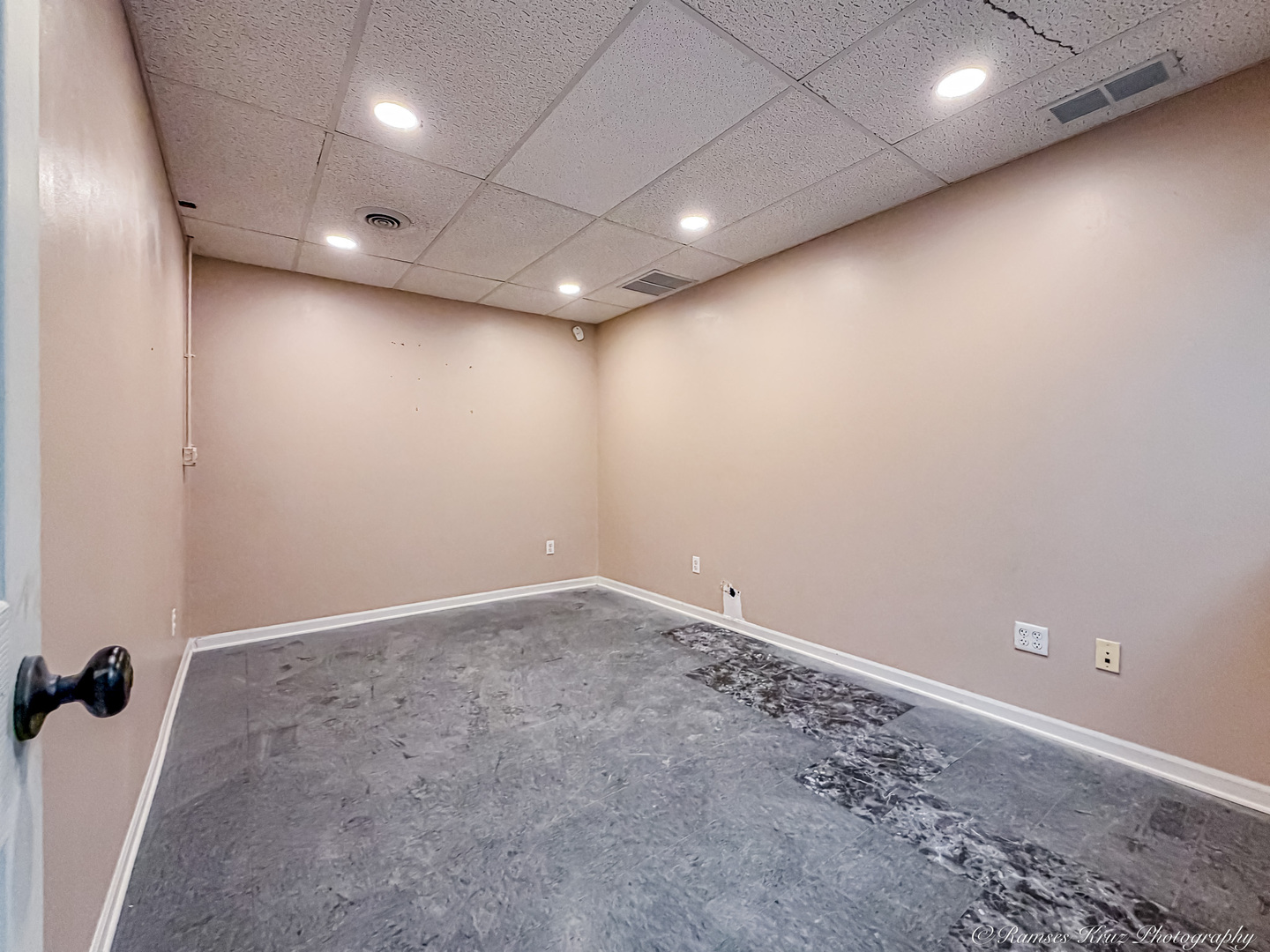 2 Hankes Road B Property Photo 10