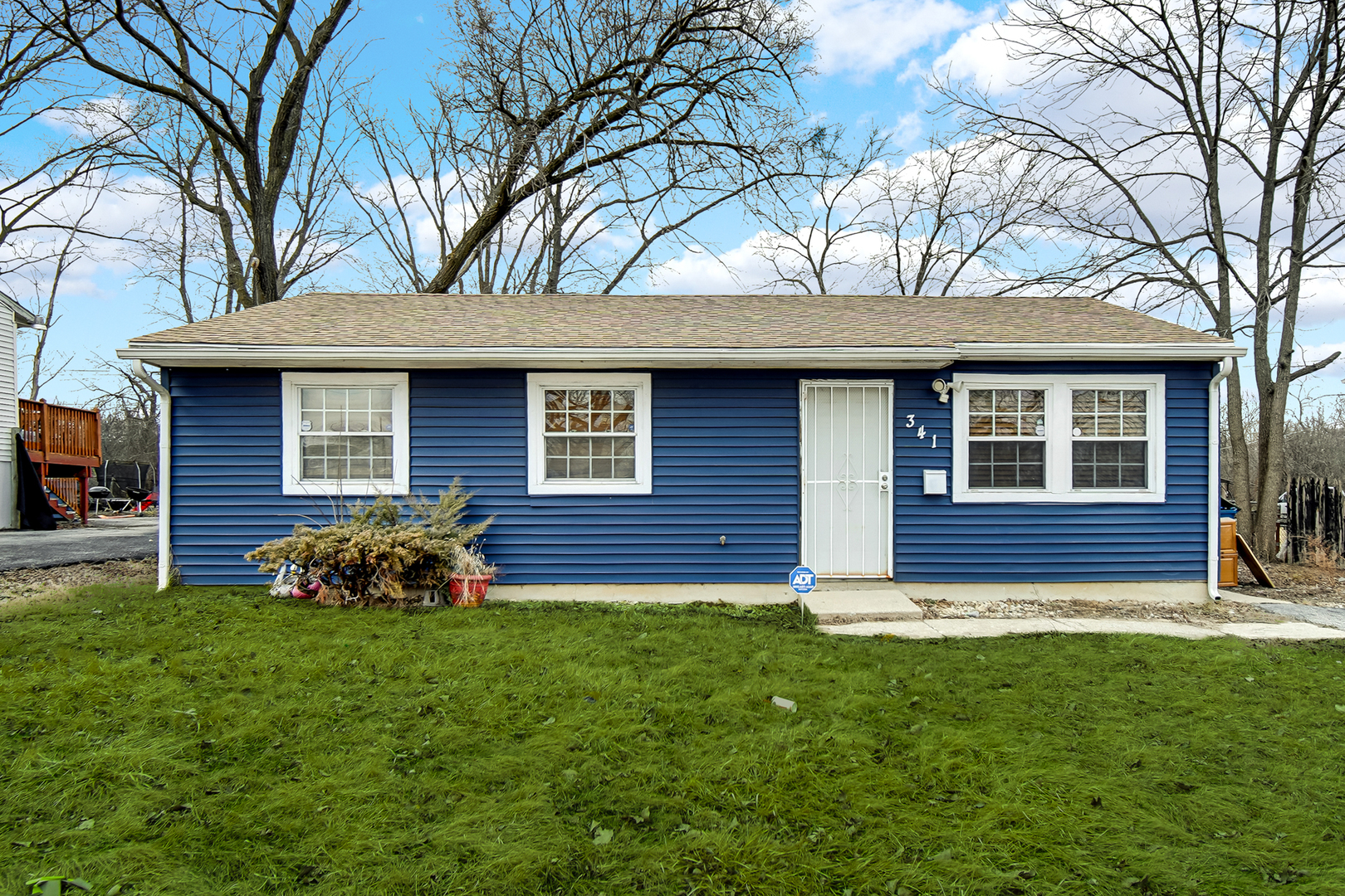 341 Boston Street Property Photo 1