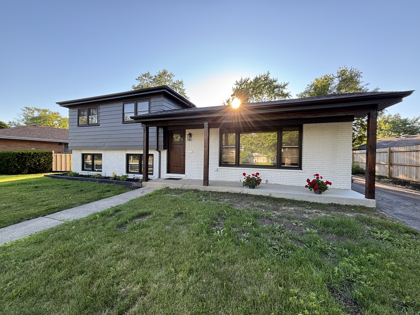 12580571 Property Photo 1
