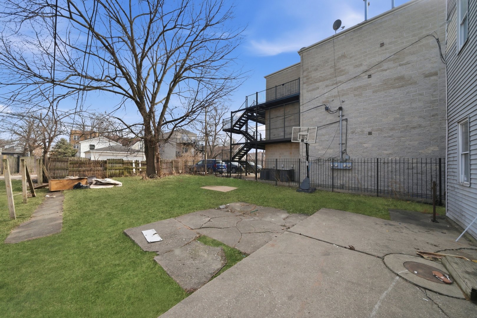 1433 S Keeler Avenue Property Photo 31