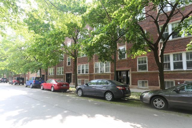 1923 W Winnemac Avenue 3 Property Photo 1