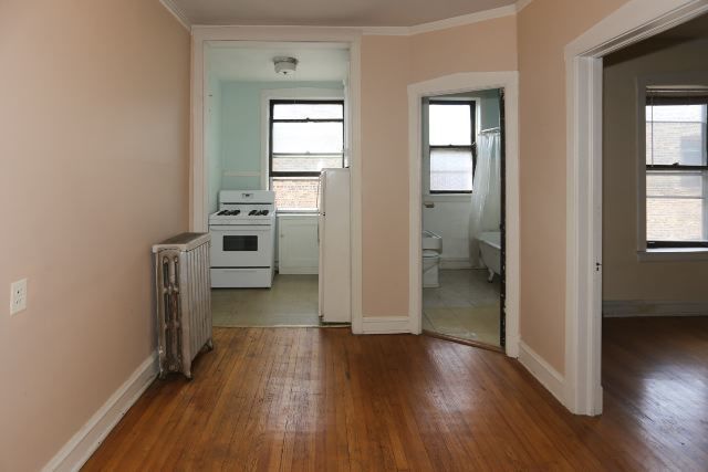 1923 W Winnemac Avenue 3 Property Photo 5
