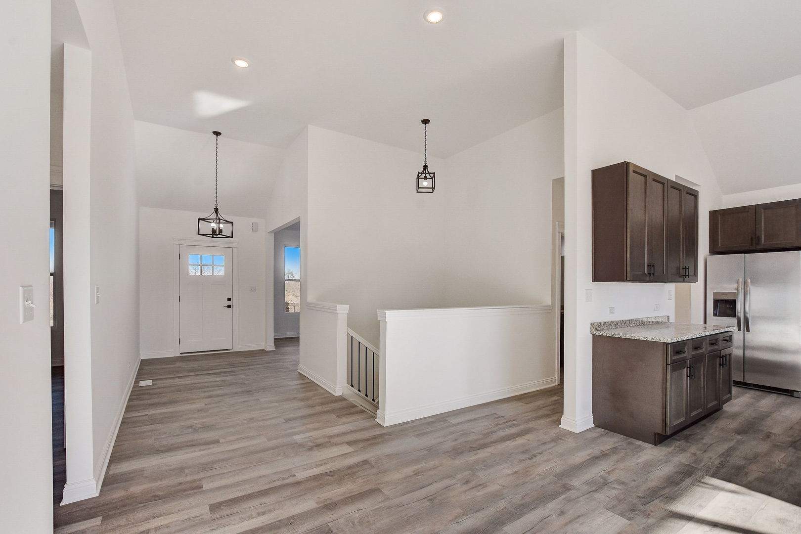 20813 Elwood Street Property Photo 9