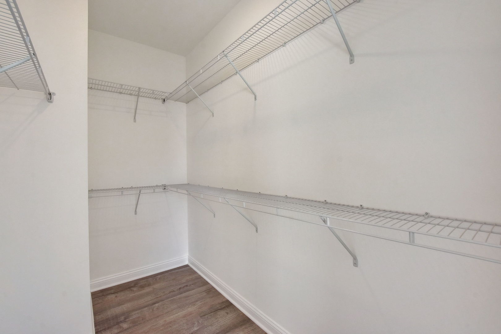 20813 Elwood Street Property Photo 40