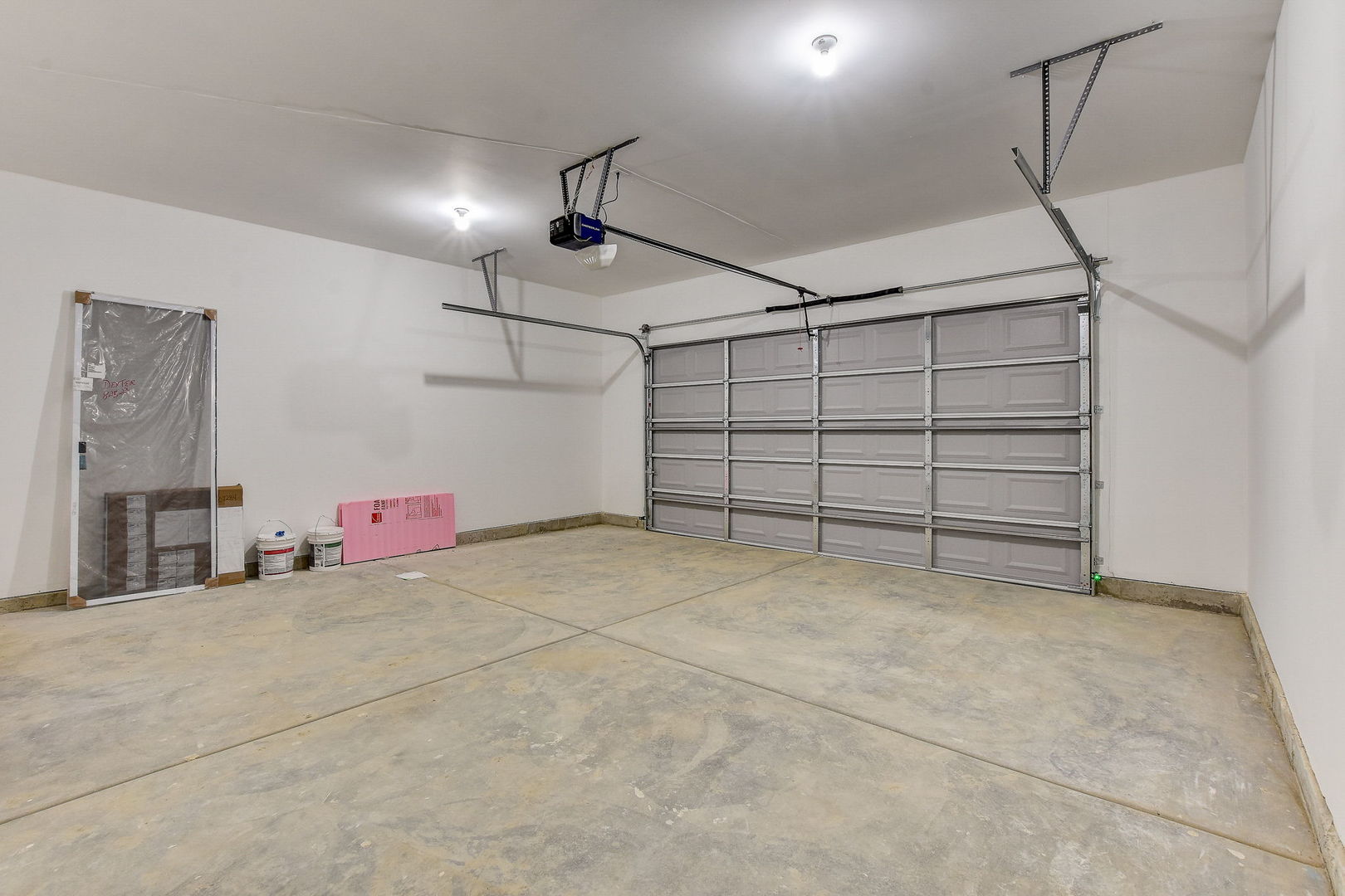 20813 Elwood Street Property Photo 45