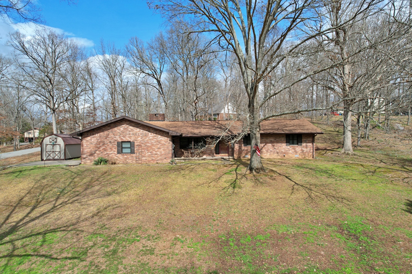 390 Hensley Hills Drive Property Photo 12