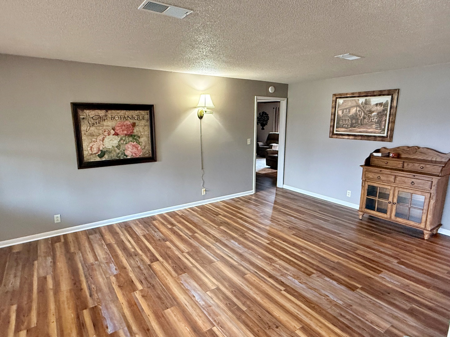 390 Hensley Hills Drive Property Photo 15