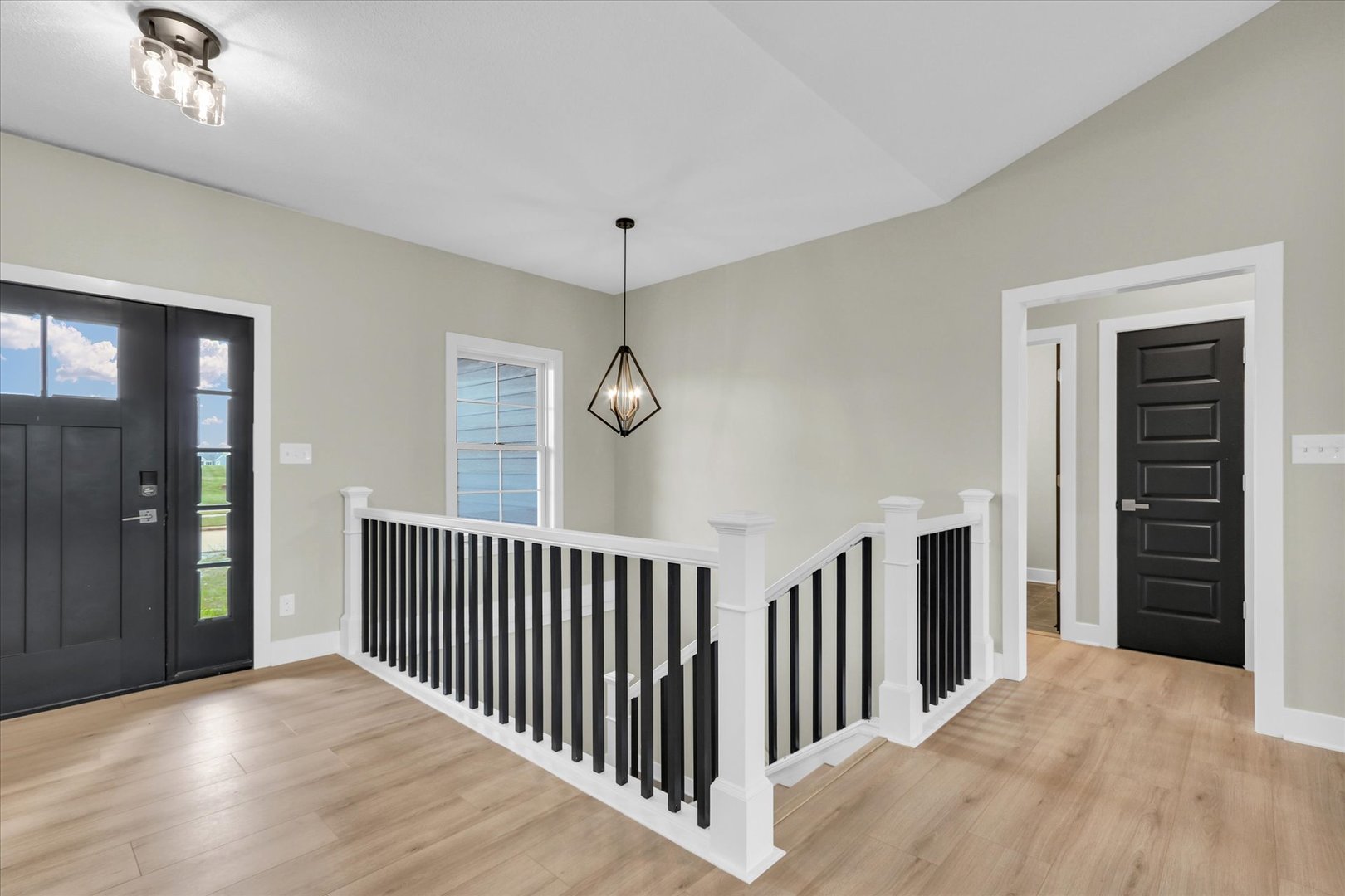 2834 Stone Creek Boulevard Property Photo 7