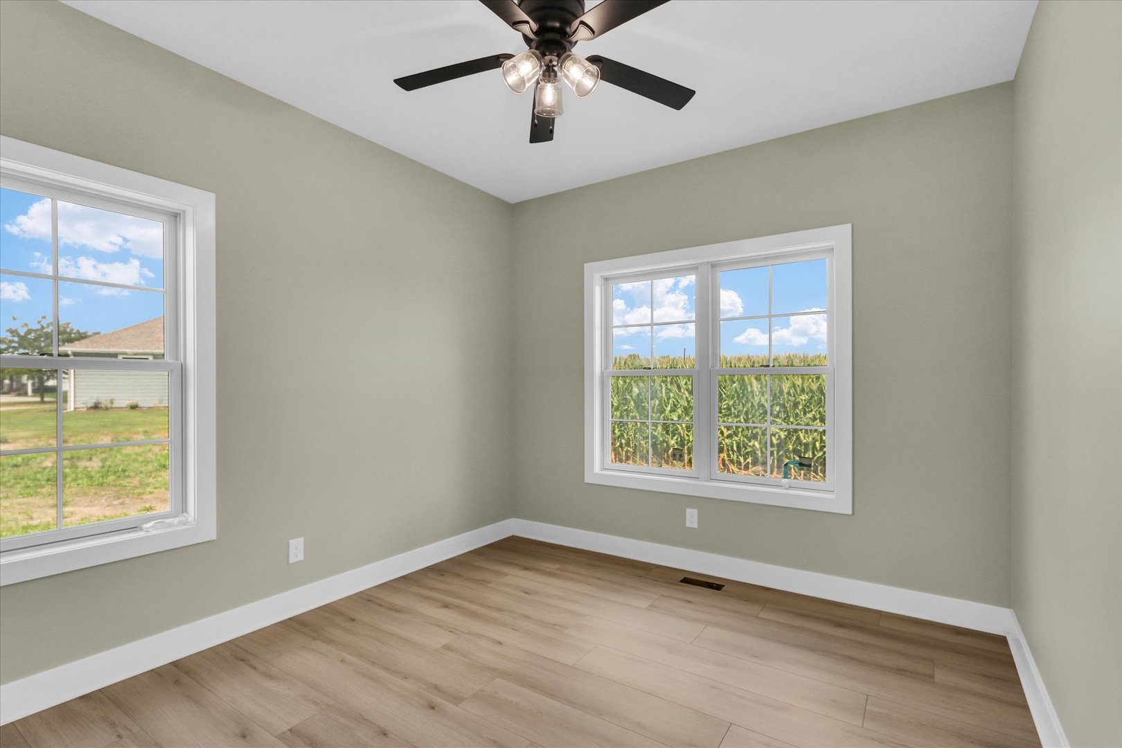 2834 Stone Creek Boulevard Property Photo 26