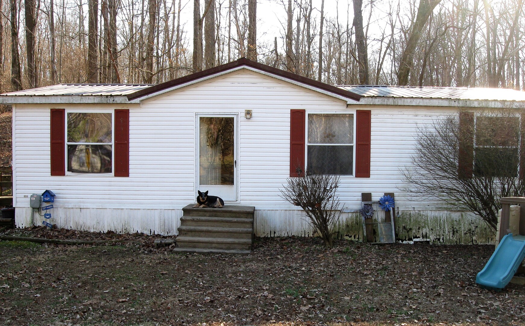 339 Bassett Boulevard Property Photo 1