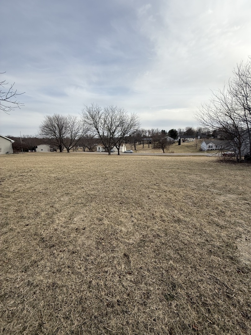 2275 Drexel Avenue Property Photo 3