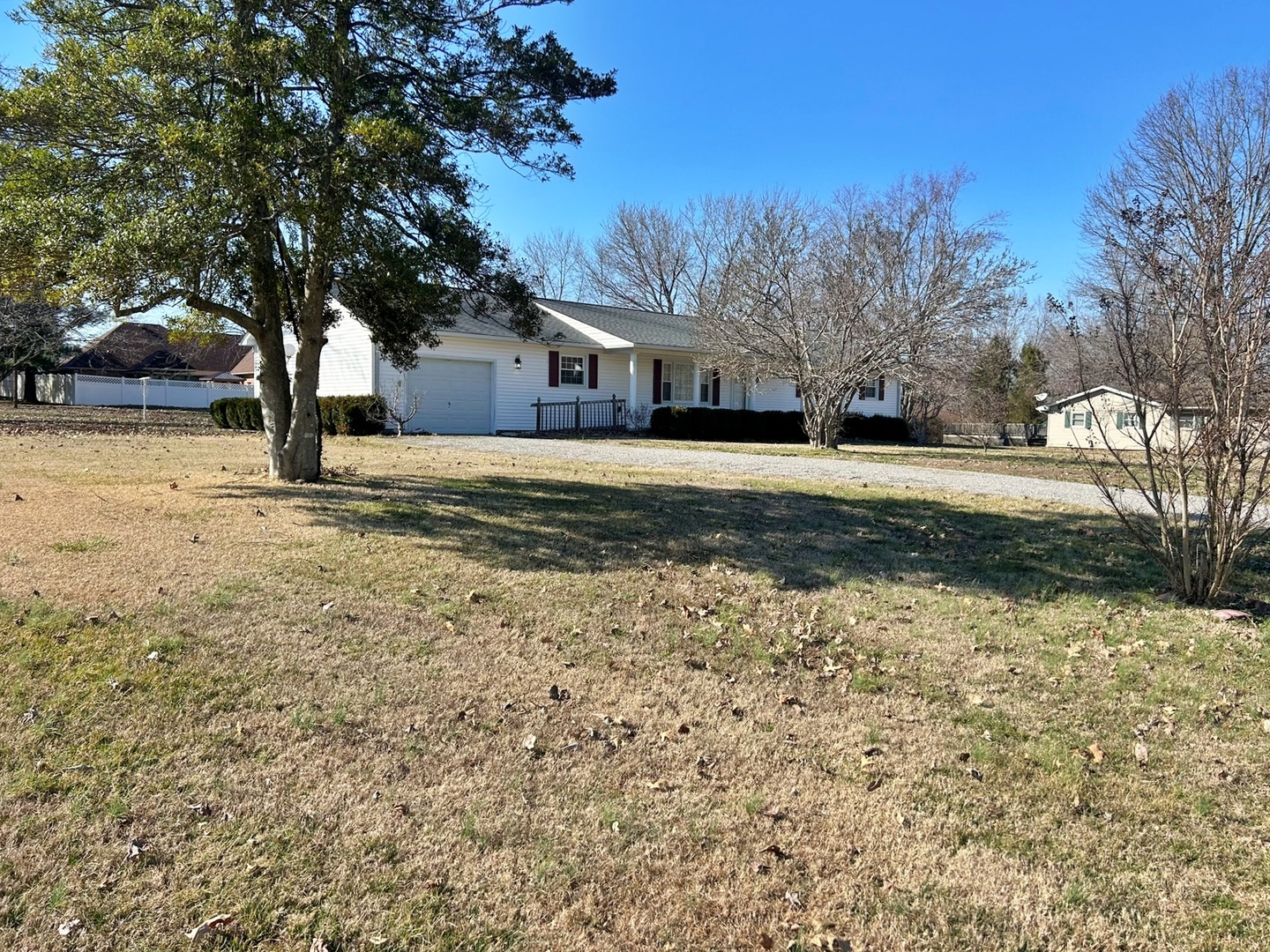 120 Southwest Drive Property Photo 7