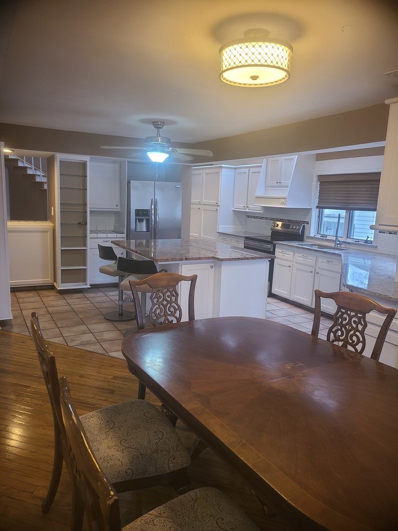 630 Whitney Avenue Property Photo 11