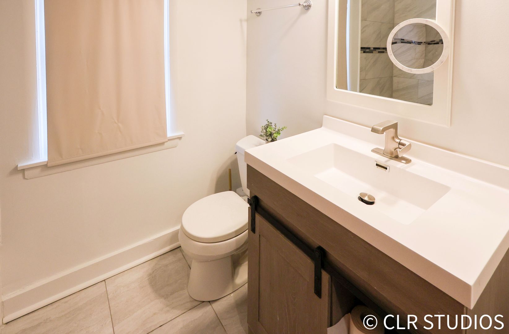 17405 Longfellow Avenue Property Photo 5
