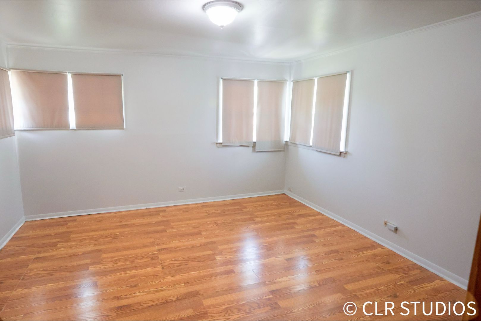 17405 Longfellow Avenue Property Photo 9