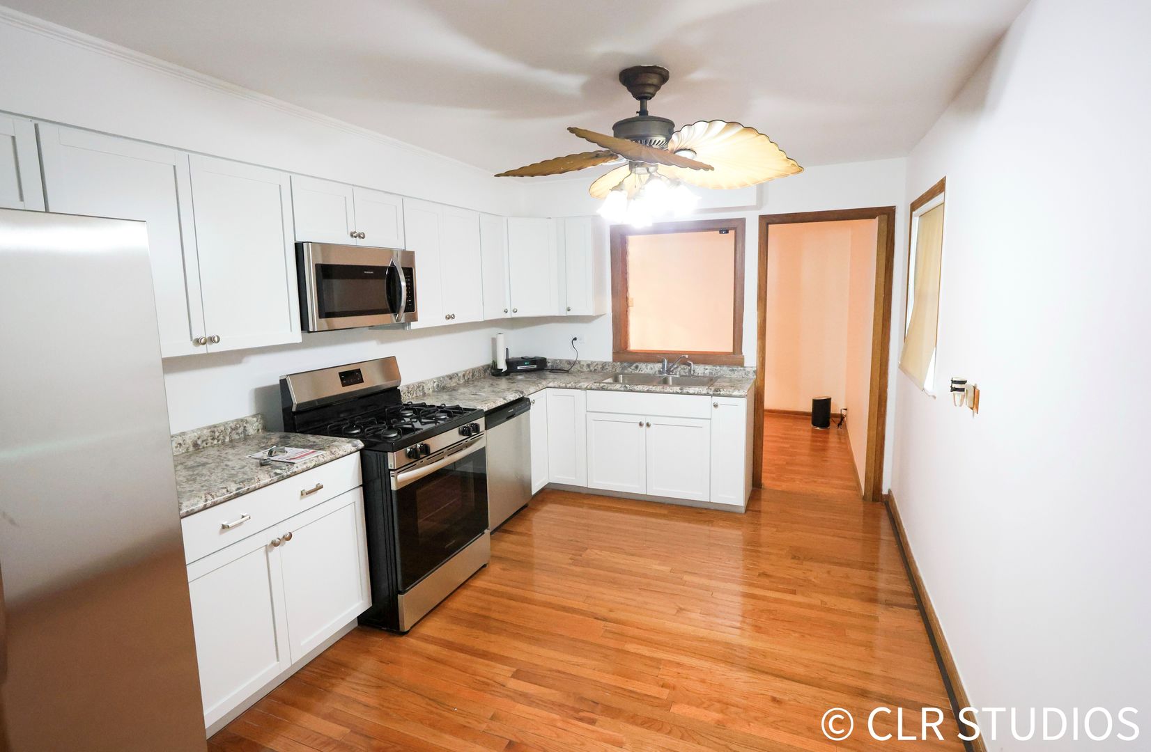 17405 Longfellow Avenue Property Photo 14