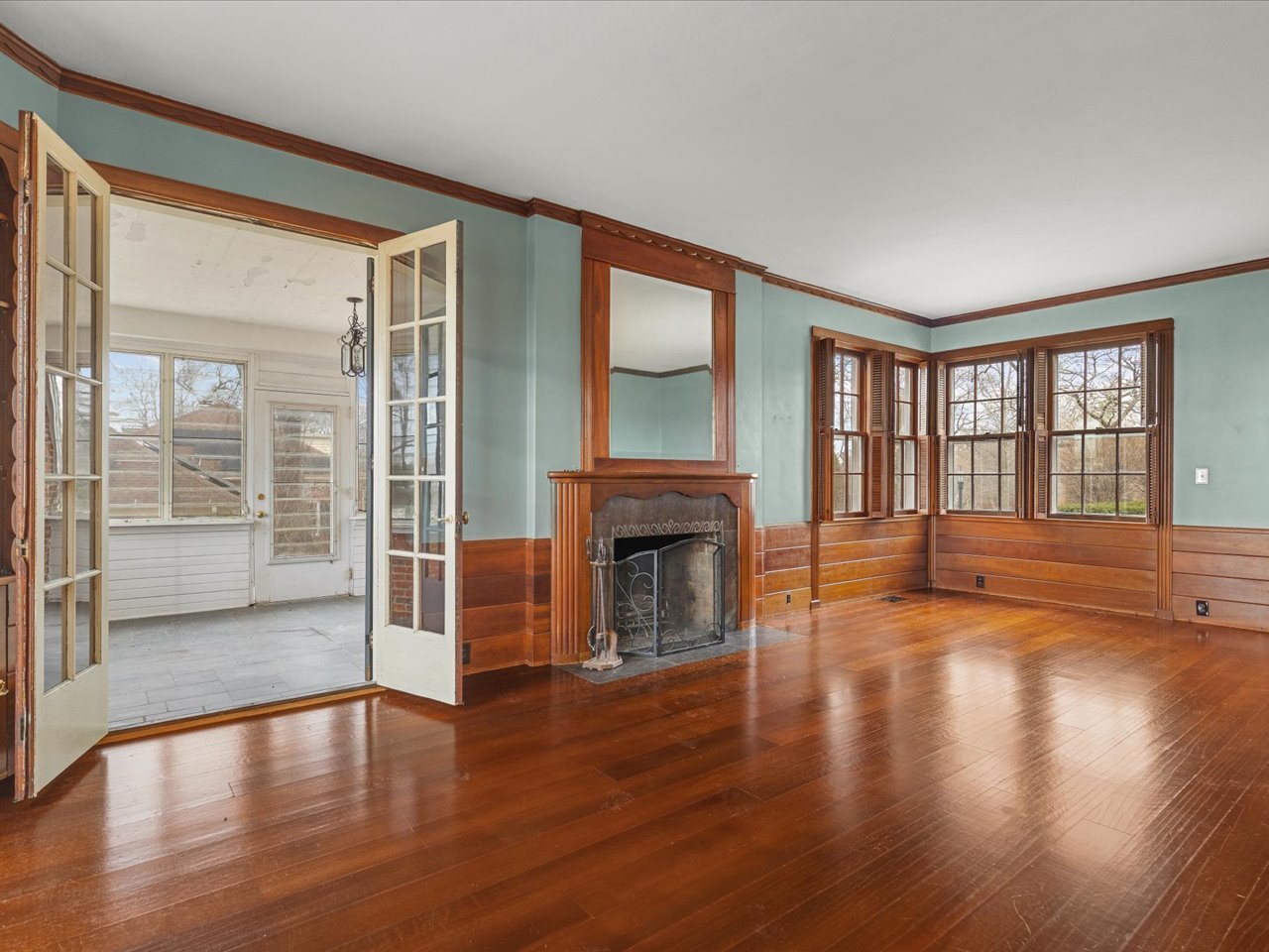 2014 Glenview Road Property Photo 16