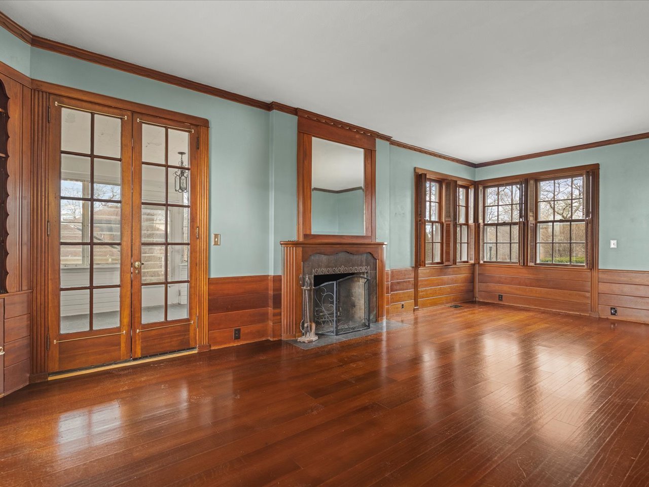 2014 Glenview Road Property Photo 17