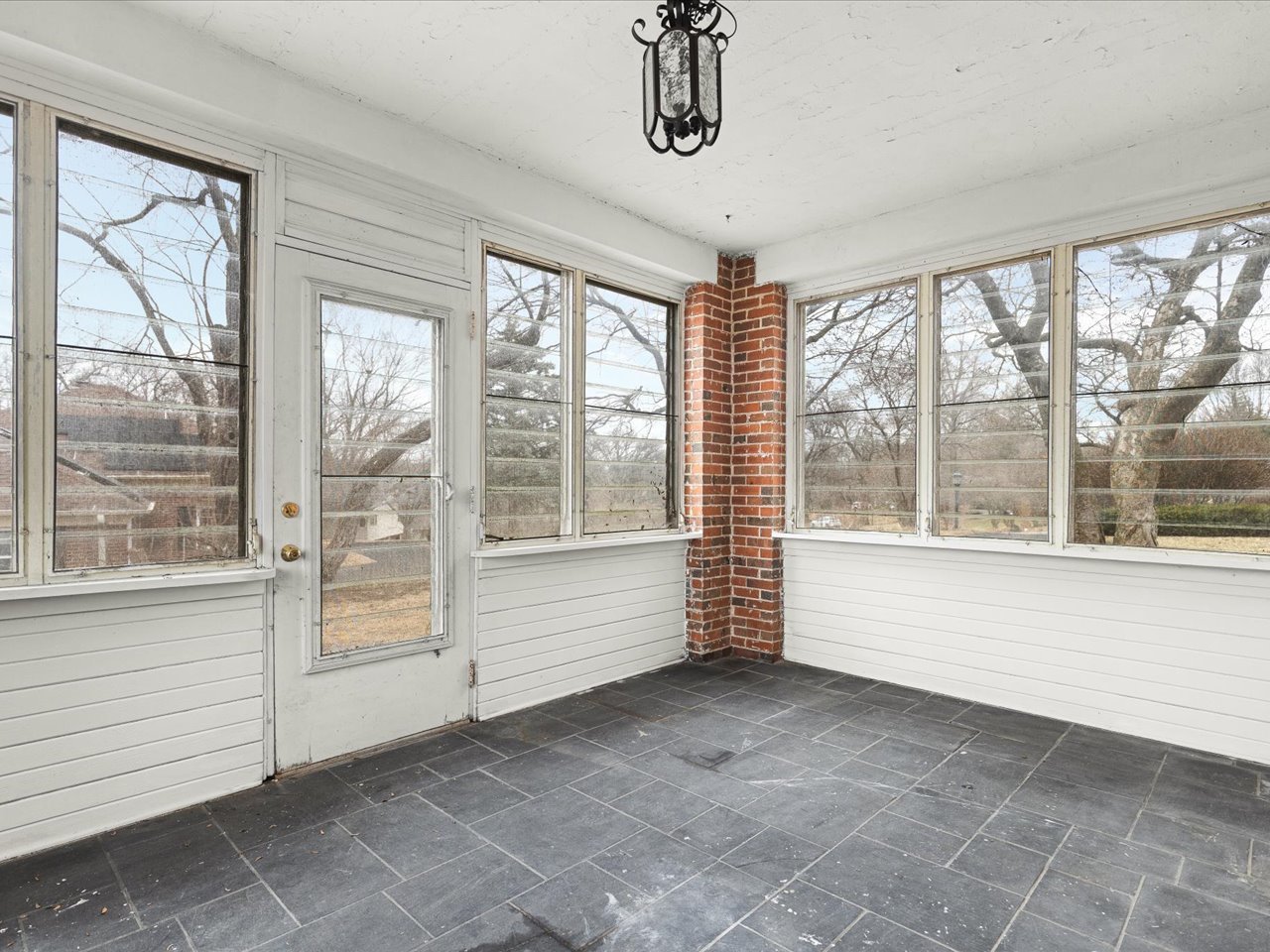 2014 Glenview Road Property Photo 19