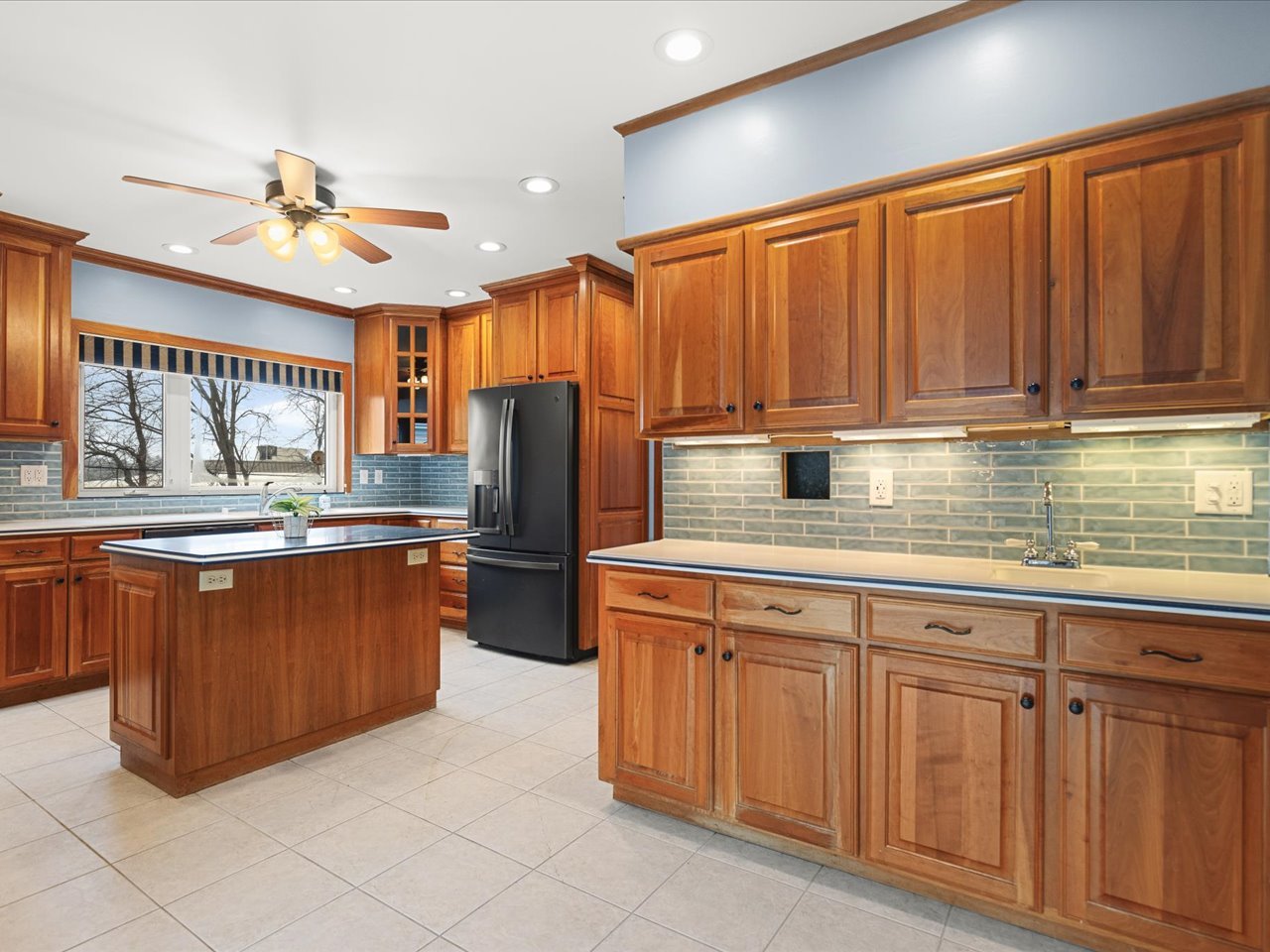 2014 Glenview Road Property Photo 29
