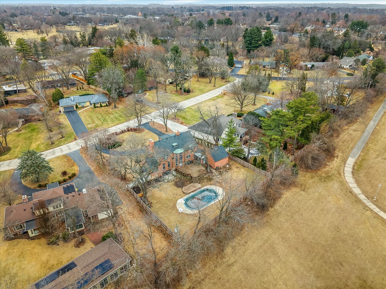 2014 Glenview Road Property Photo 84