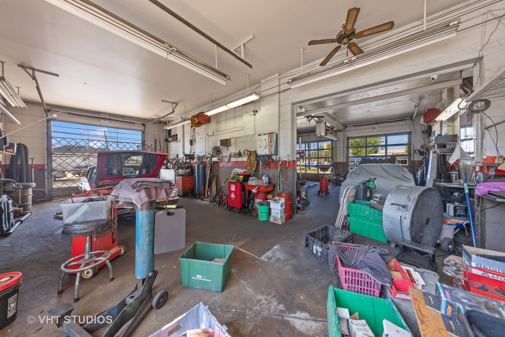 11849 S Pulaski Road Property Photo 14