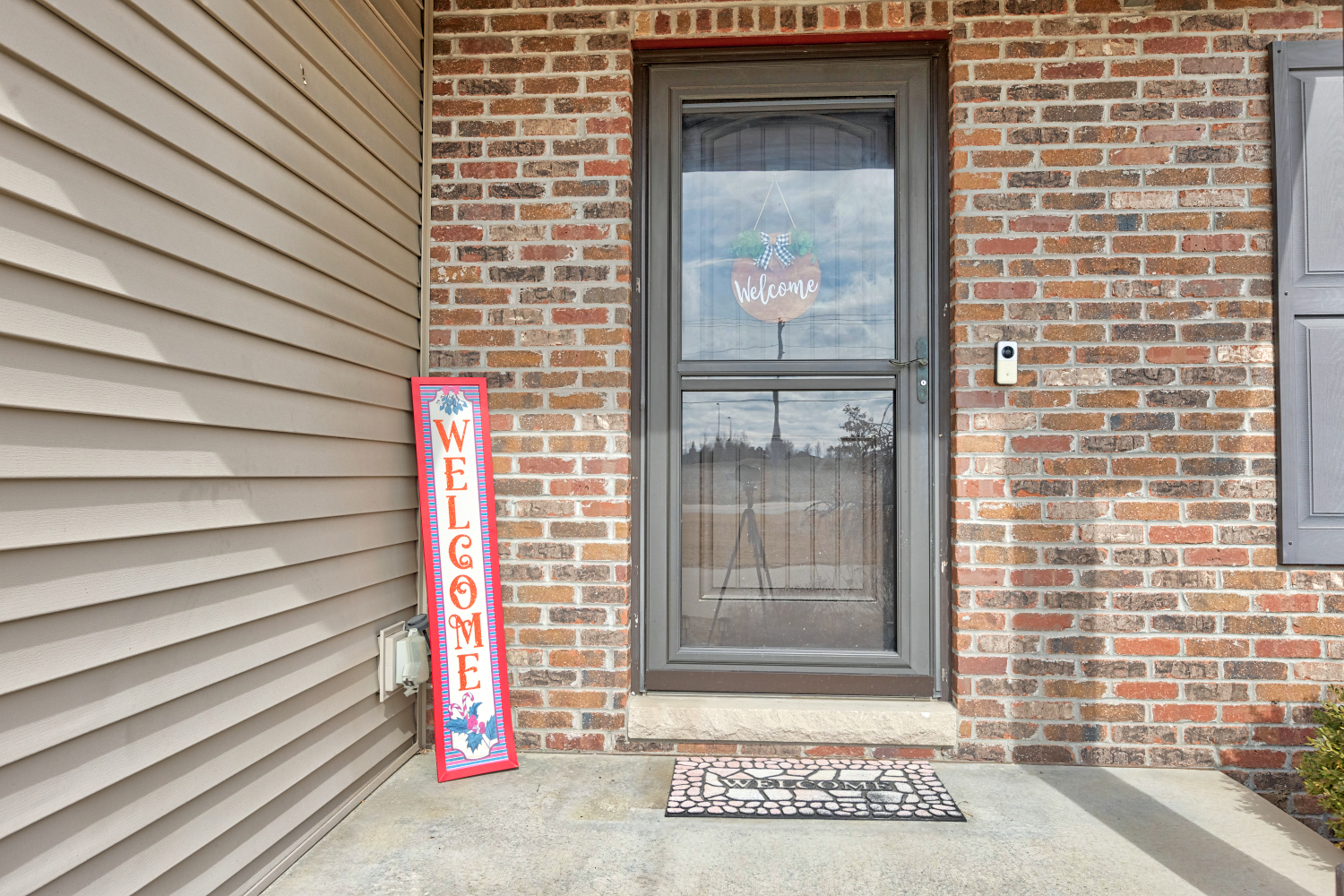 2504 Shepard Road Property Photo 6