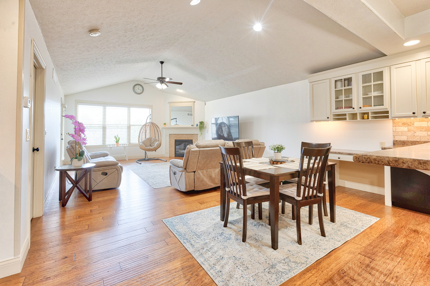 2504 Shepard Road Property Photo 16