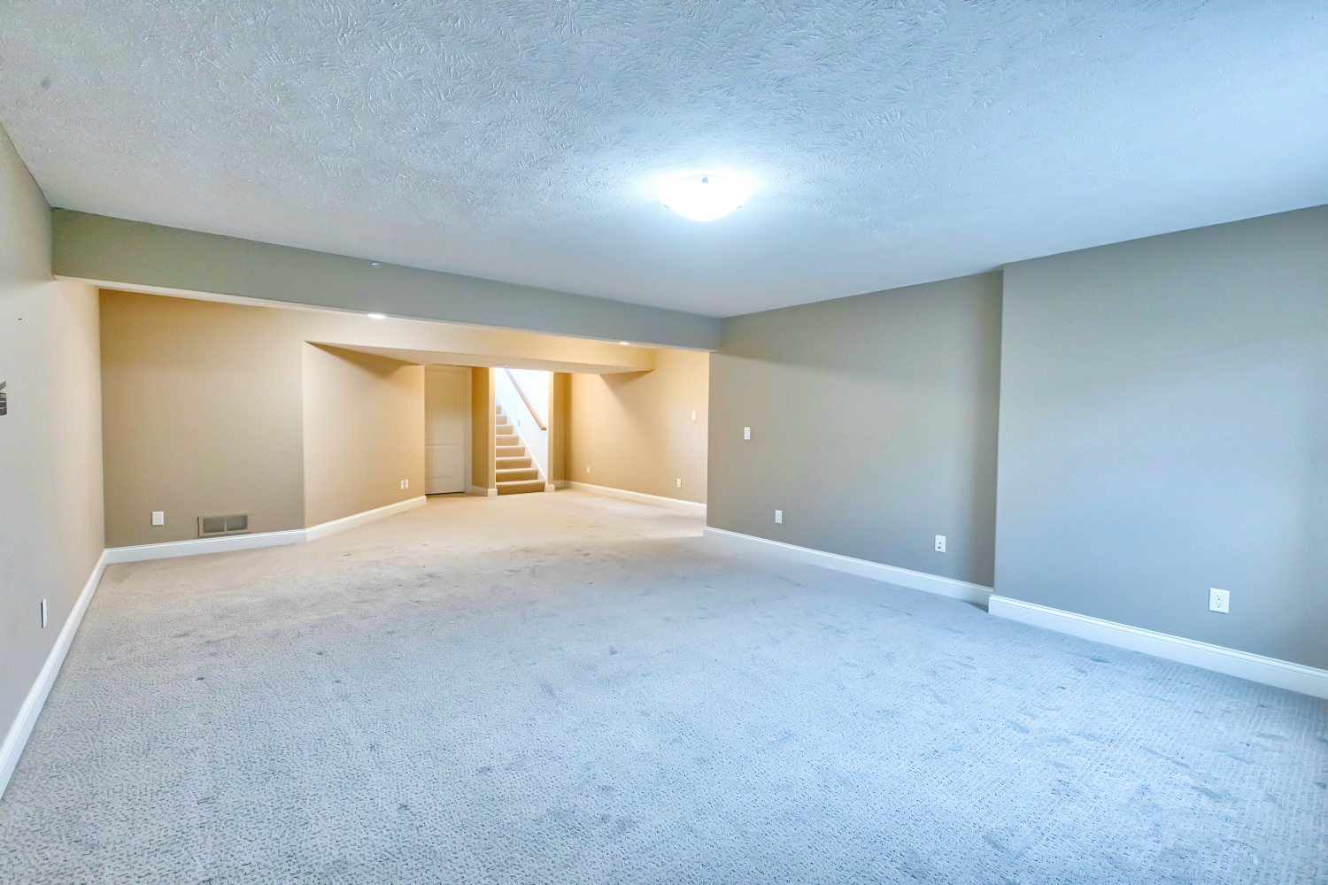 2504 Shepard Road Property Photo 27