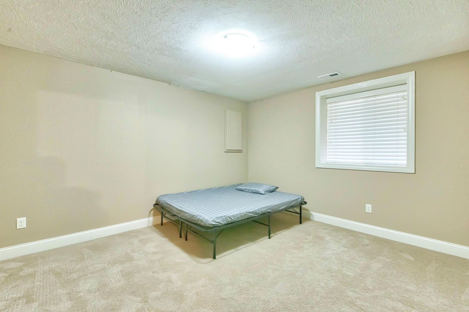 2504 Shepard Road Property Photo 30