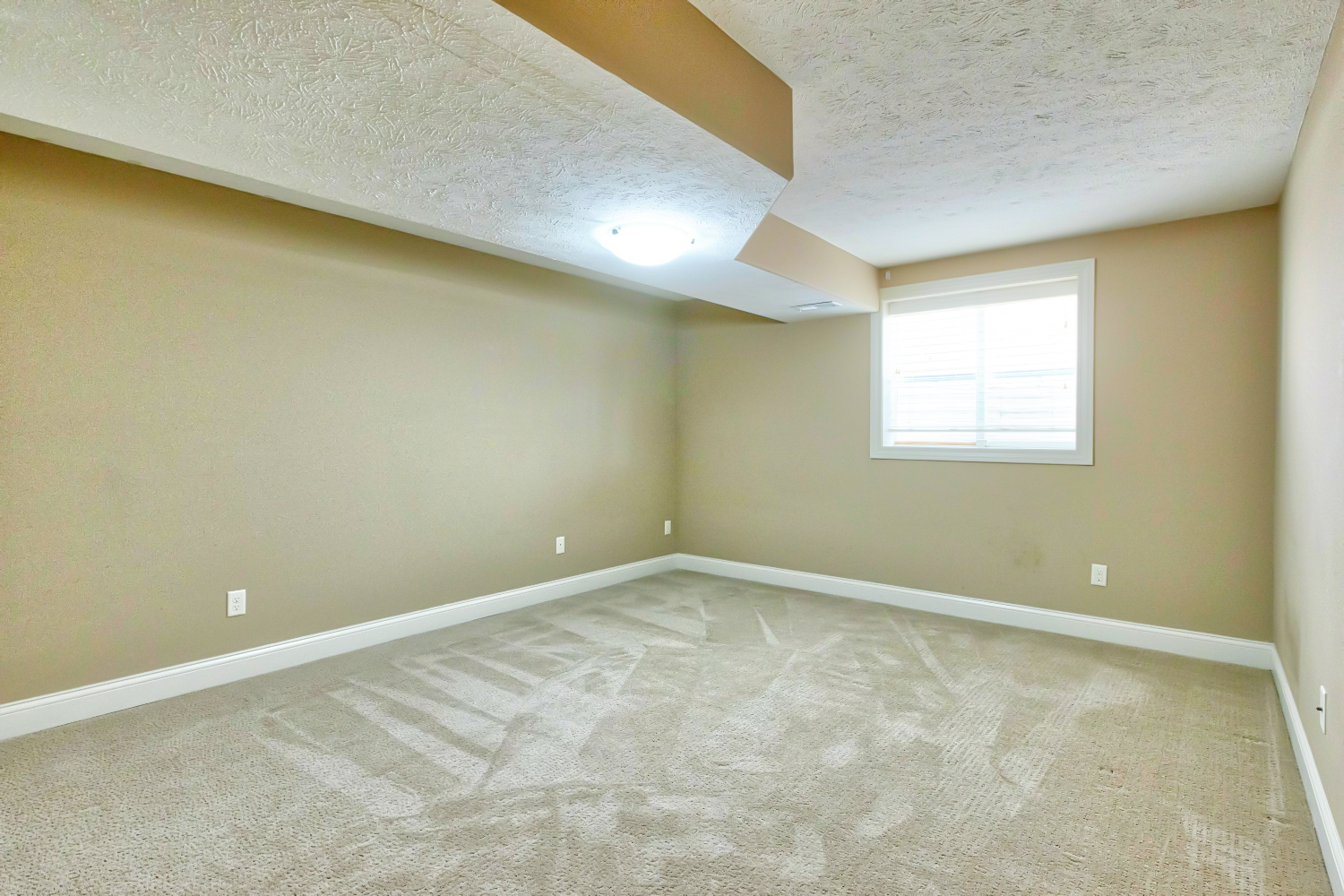 2504 Shepard Road Property Photo 31