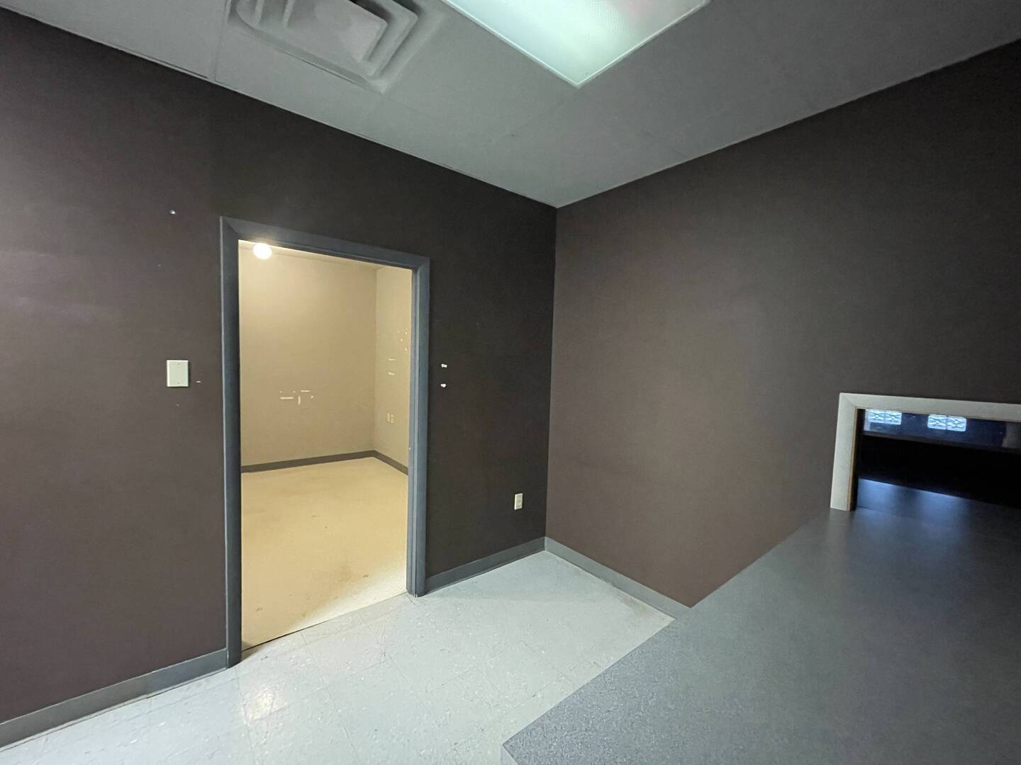 309 S Neil Street Property Photo 17