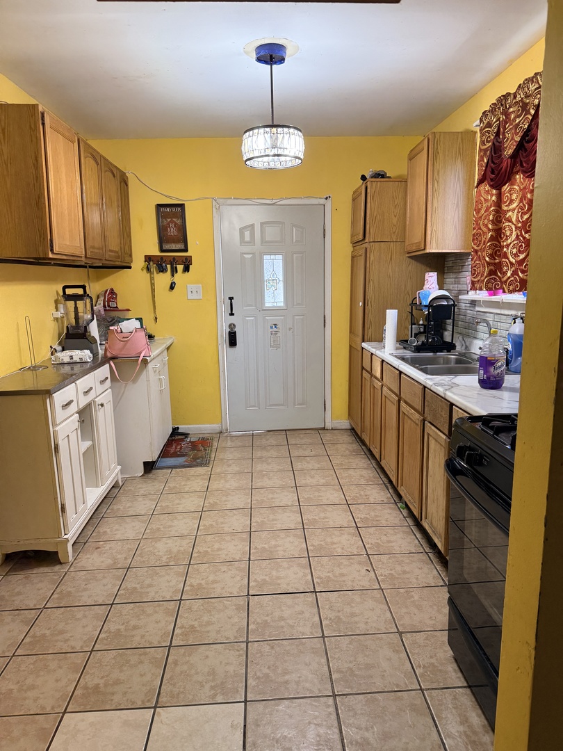 230 153rd Place Property Photo 9