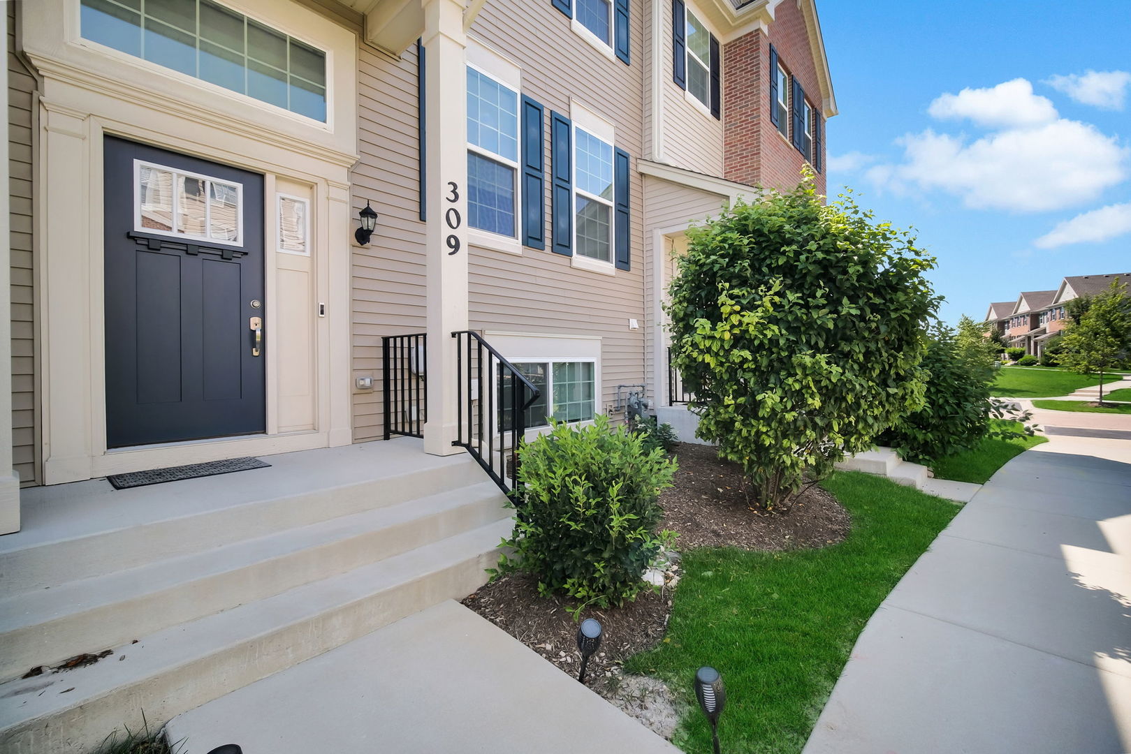 309 Lakeshore Drive Property Photo 2