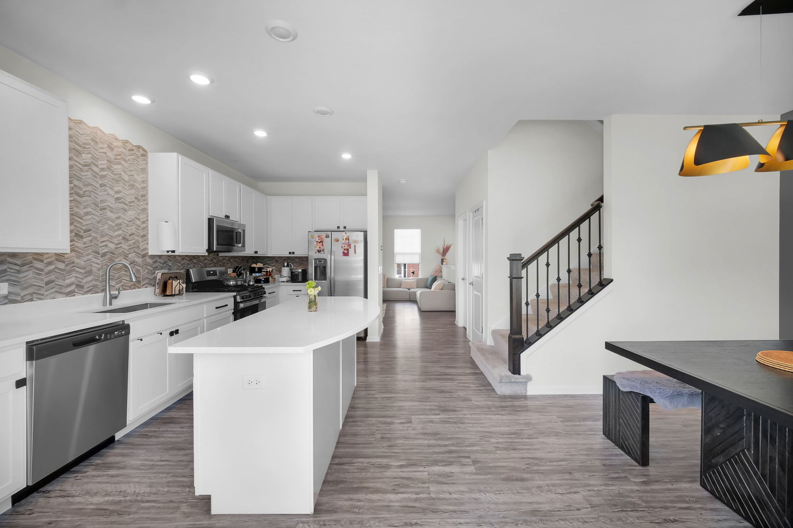 309 Lakeshore Drive Property Photo 12