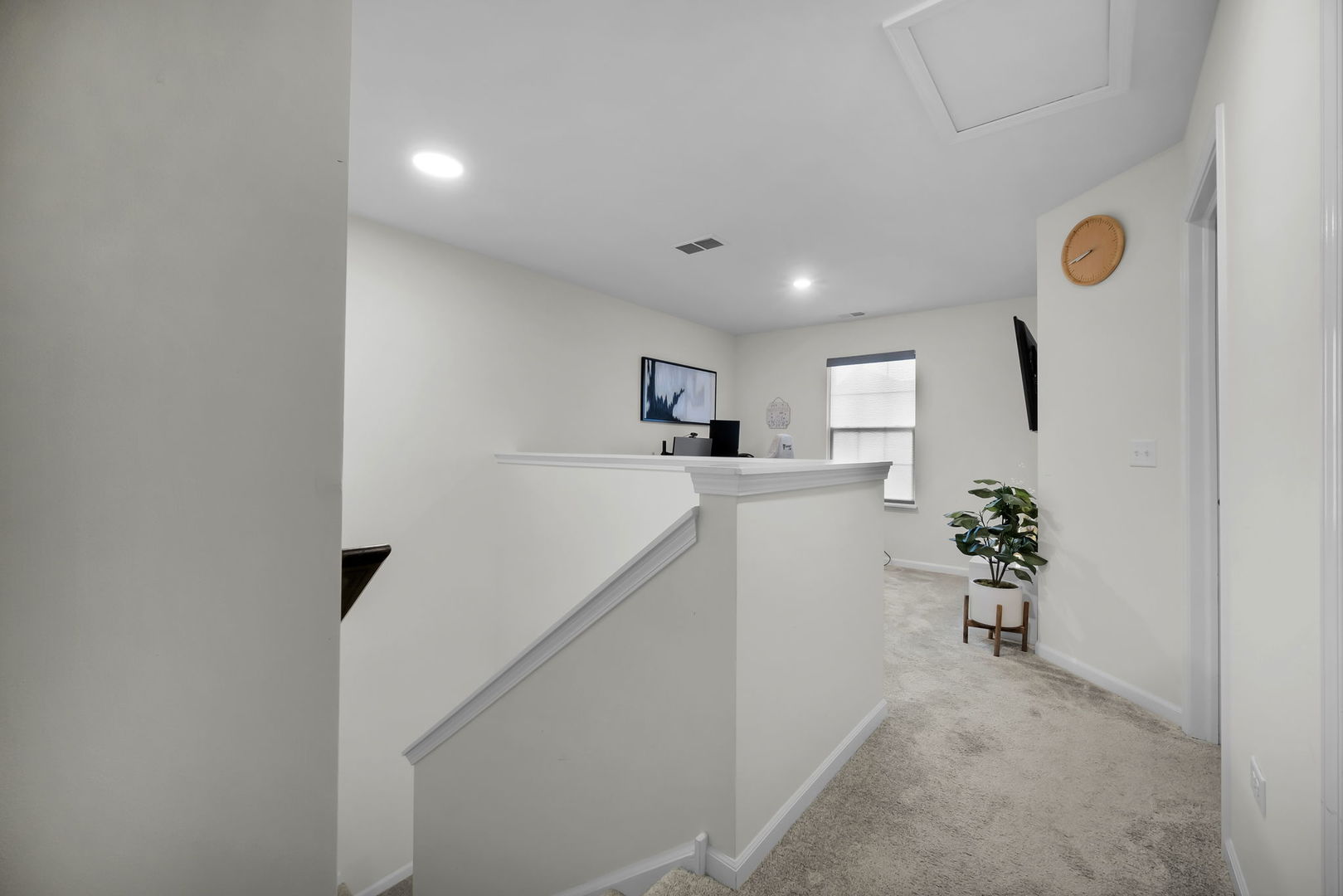 309 Lakeshore Drive Property Photo 16