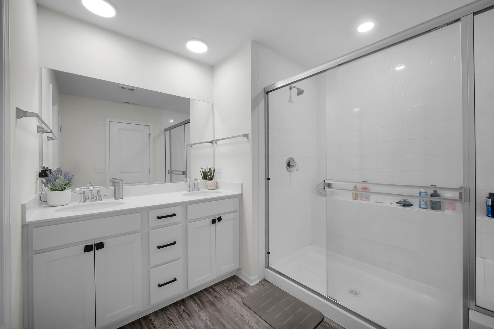 309 Lakeshore Drive Property Photo 23
