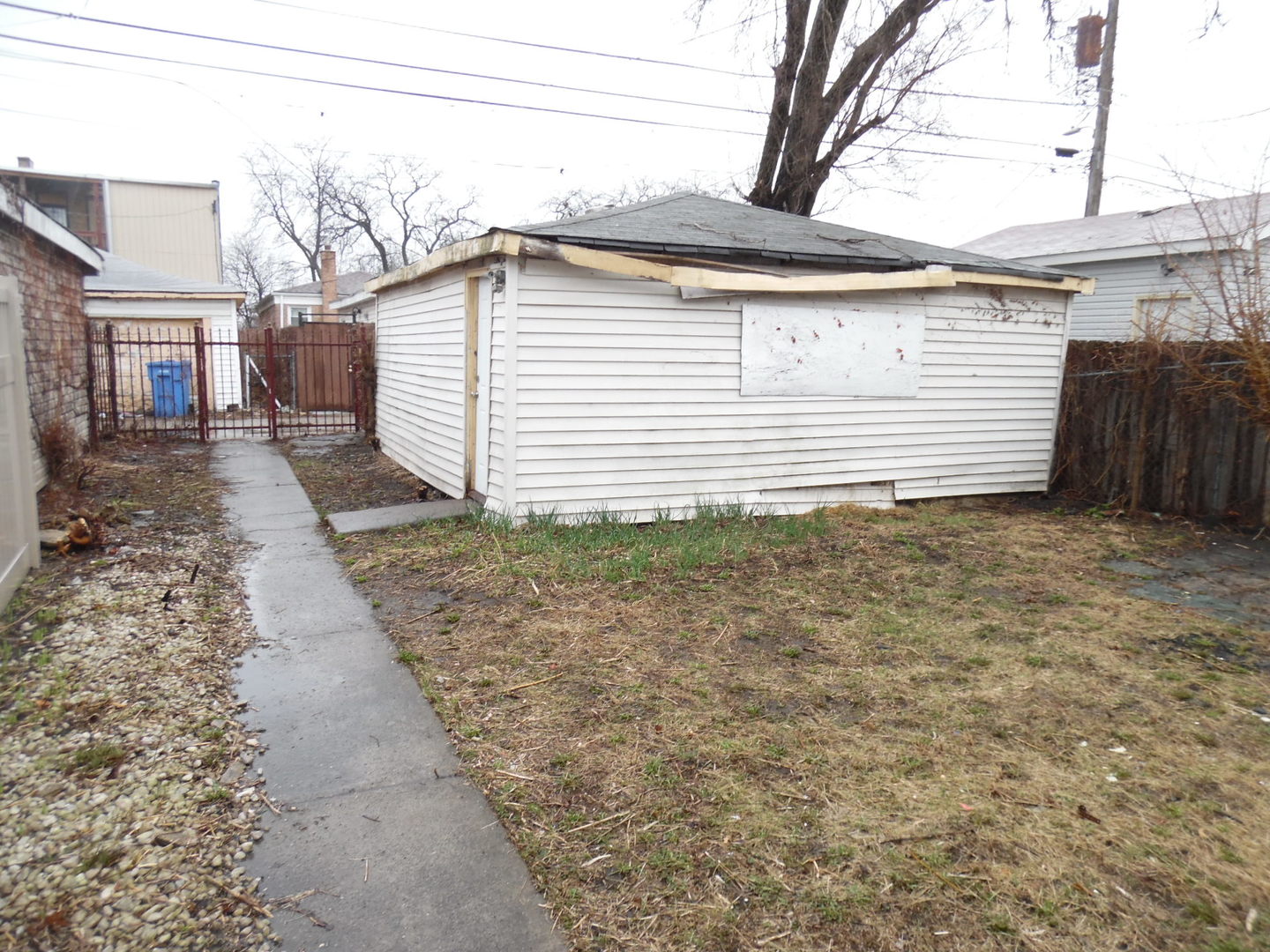8432 S Ada Street Property Photo 3