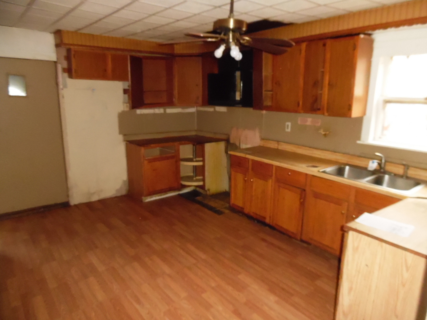 8432 S Ada Street Property Photo 6