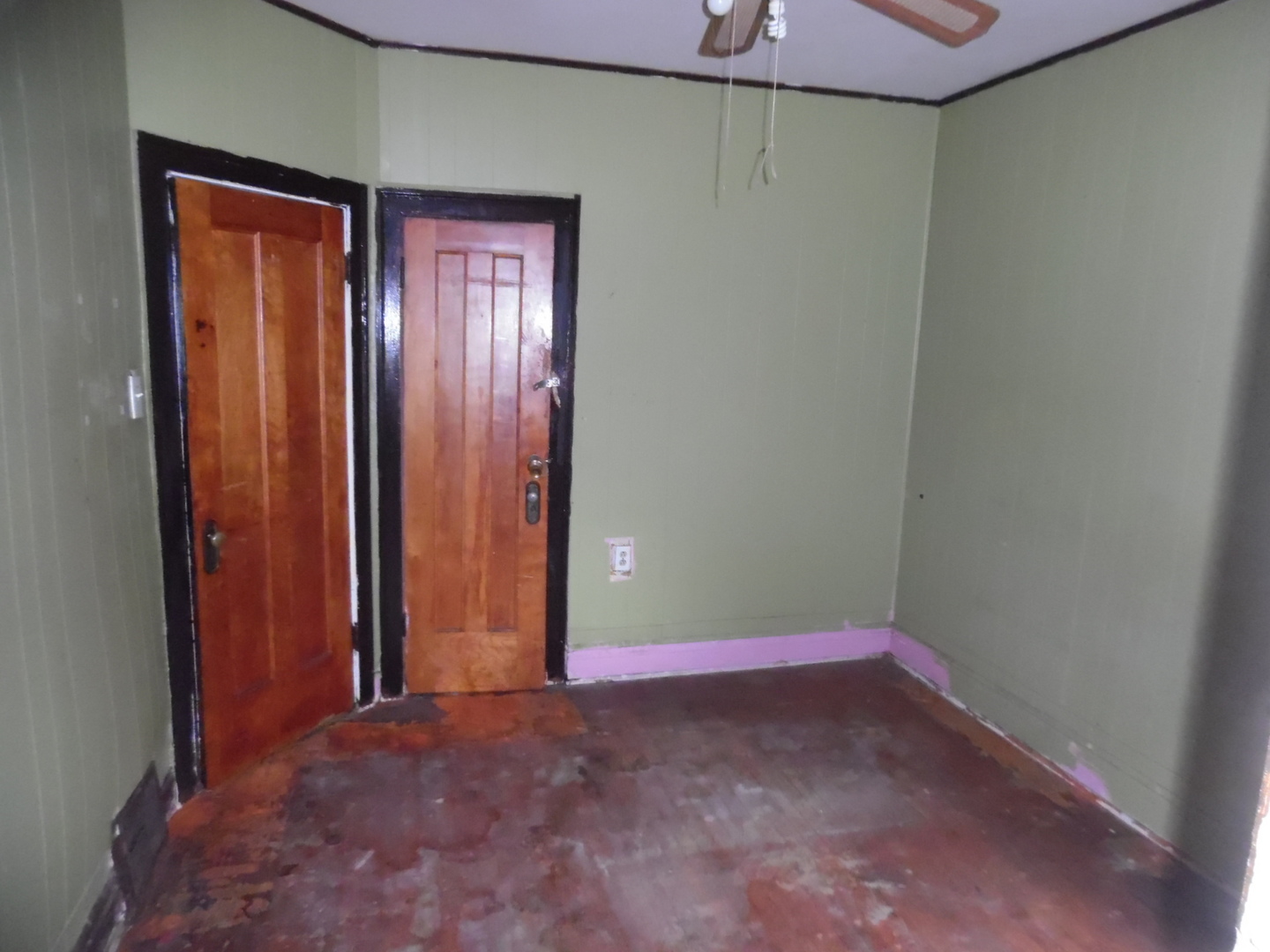 8432 S Ada Street Property Photo 8