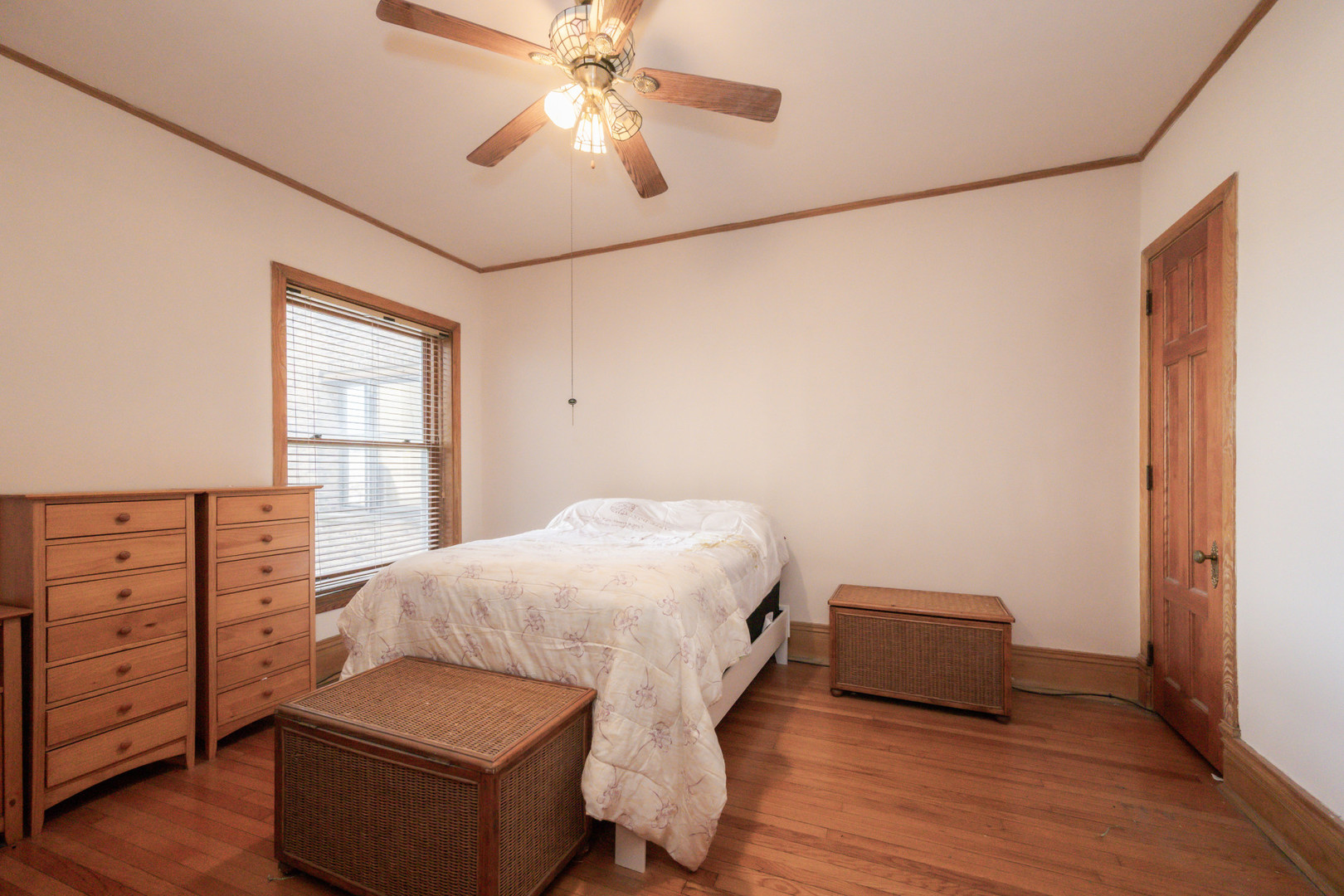 1354 E 48th Street 2e Property Photo 16