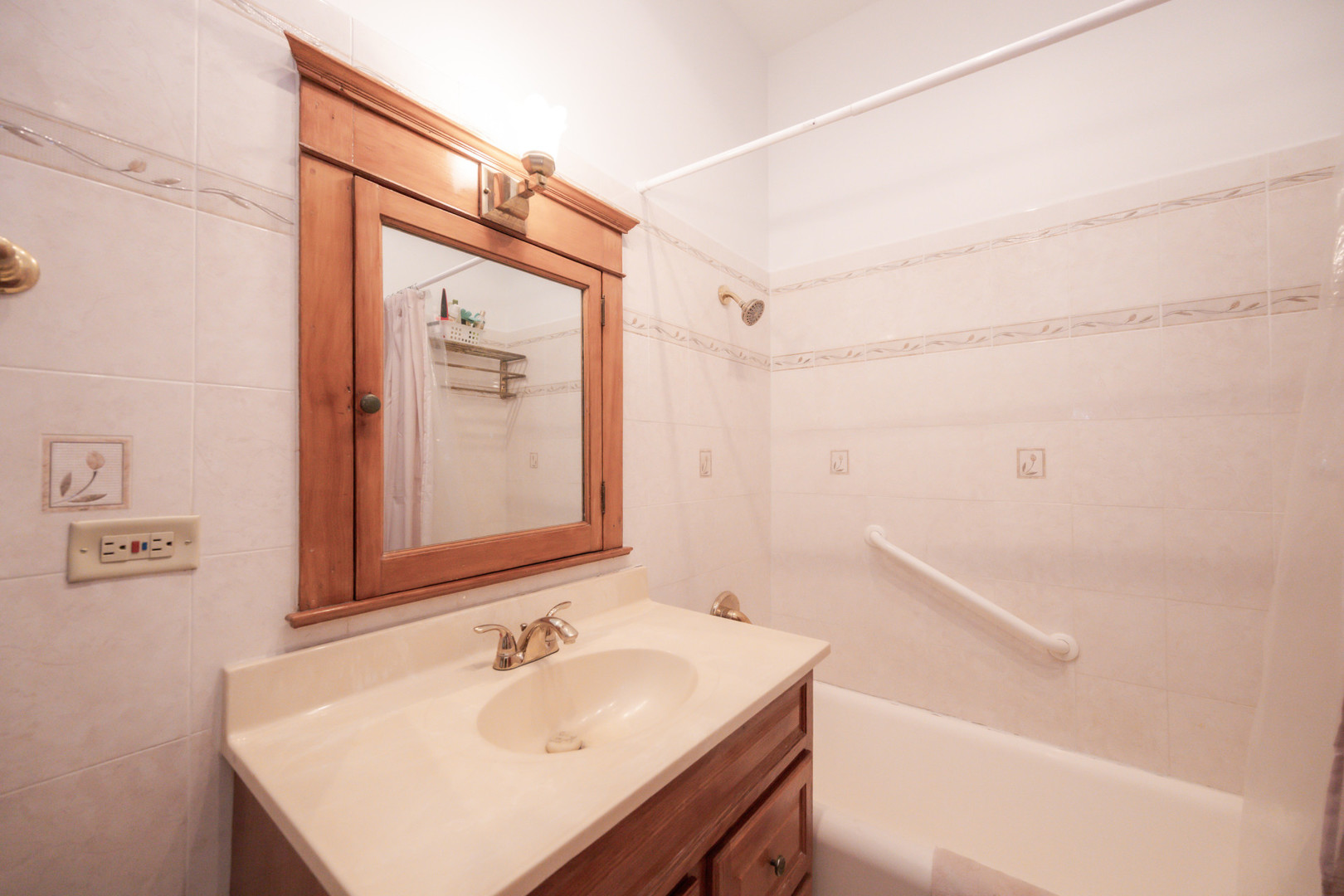 1354 E 48th Street 2e Property Photo 18